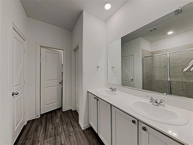 629 Fitzroy Lane - Photo 8
