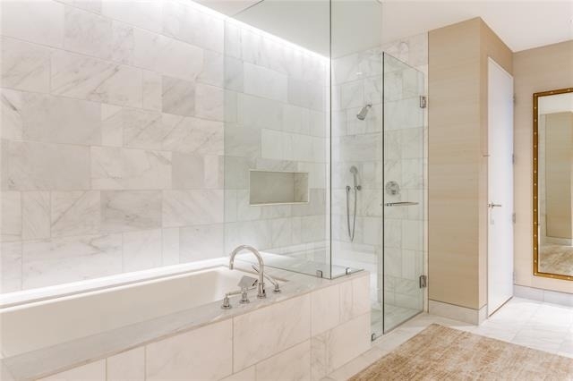 1747 Leonard Street - Photo 22