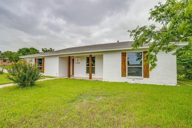 220 Rolling Hills Drive - Photo 2