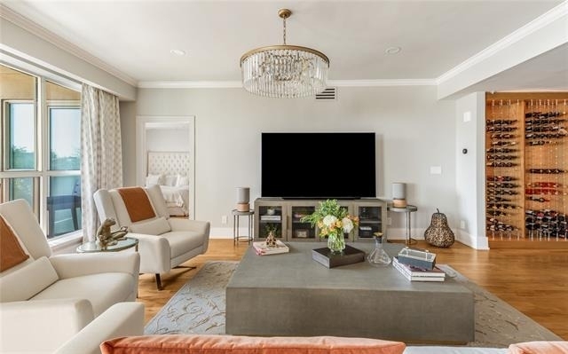 3401 Lee Parkway - Photo 8