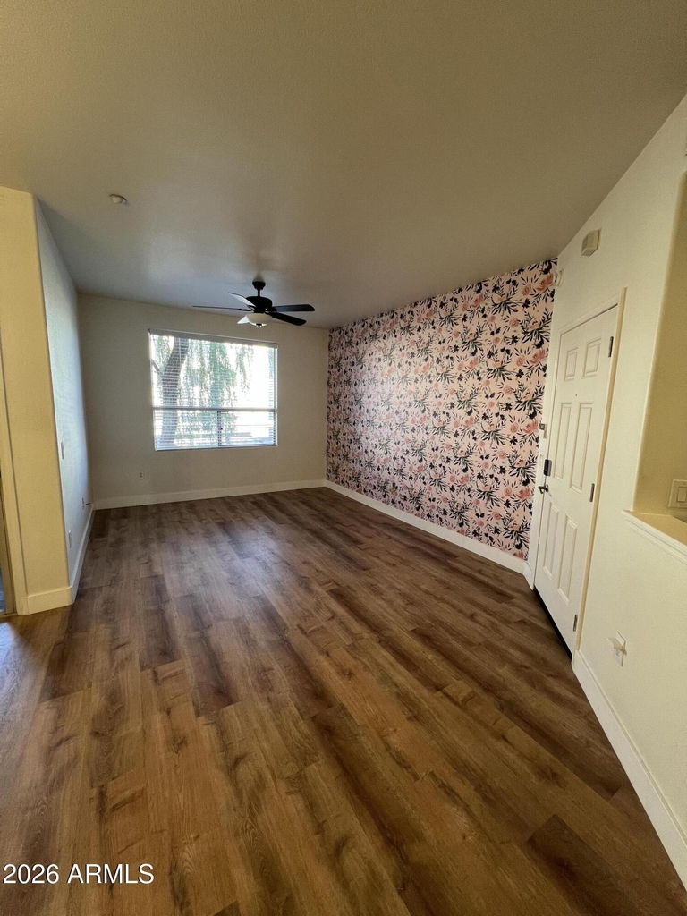5303 N 7th Street - Photo 2