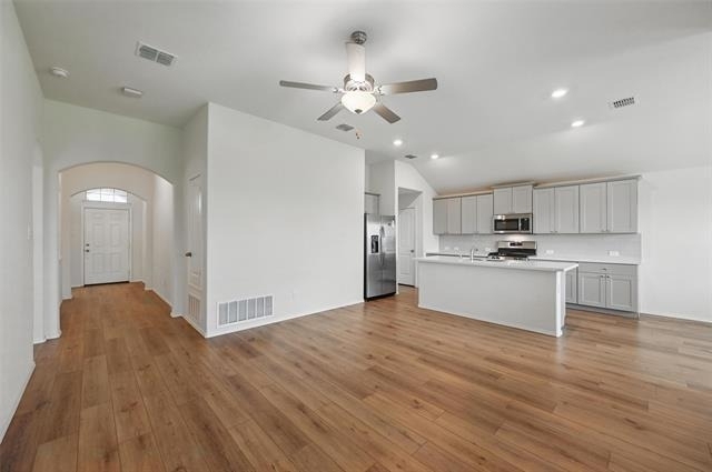 837 Amberwood Court - Photo 5