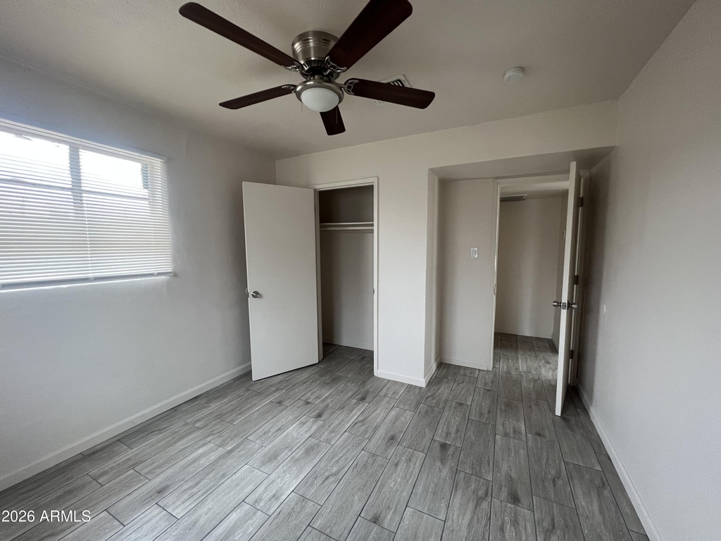2233 E Wood Street - Photo 8