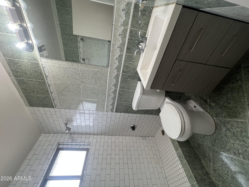 2233 E Wood Street - Photo 7