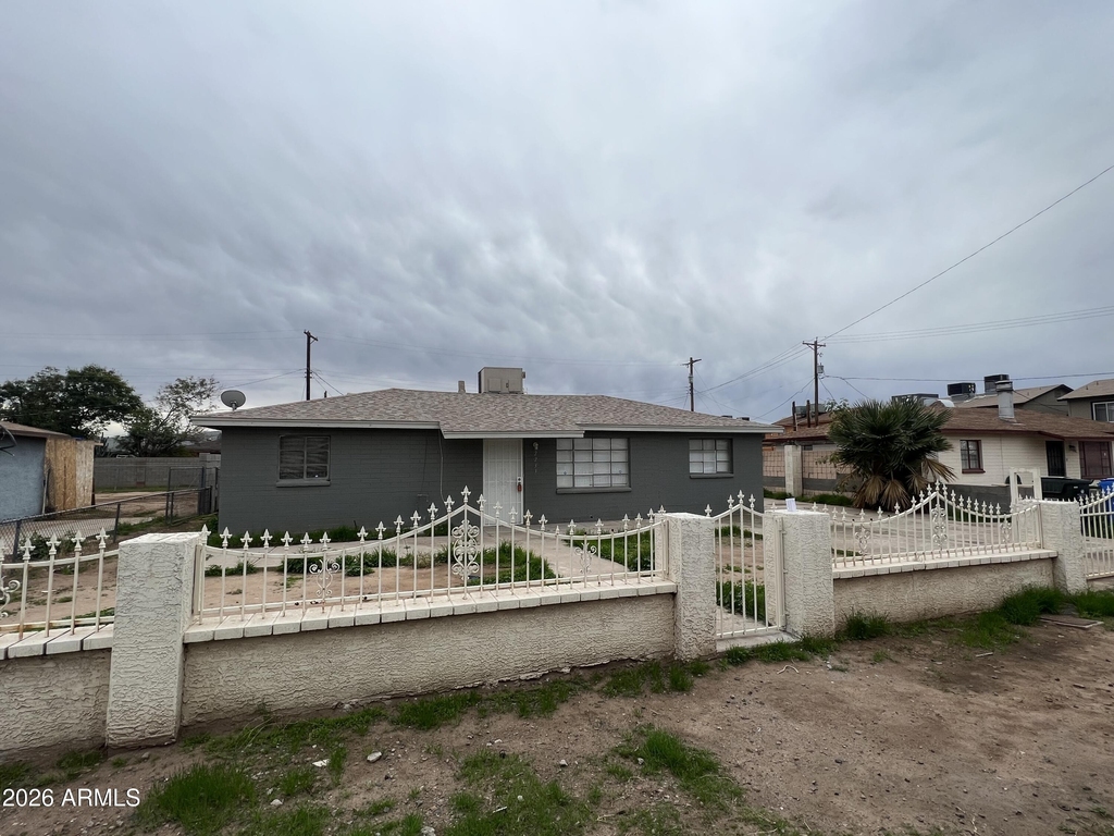 2233 E Wood Street - Photo 22