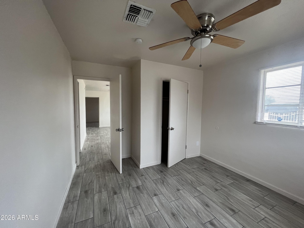 2233 E Wood Street - Photo 10