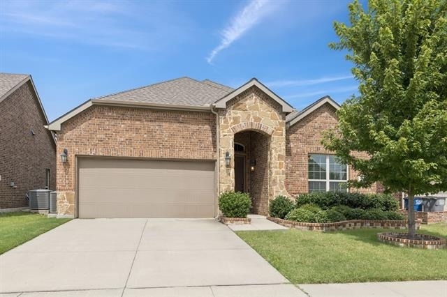 4112 Wavertree Road - Photo 1
