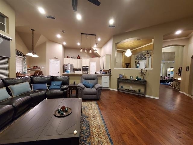3300 Glenmoor Drive - Photo 4