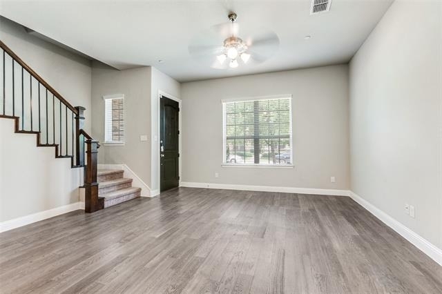 1544 Windermere Way - Photo 3