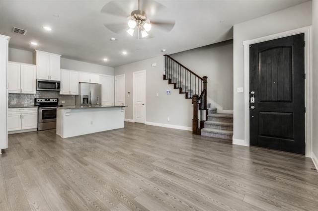 1544 Windermere Way - Photo 1