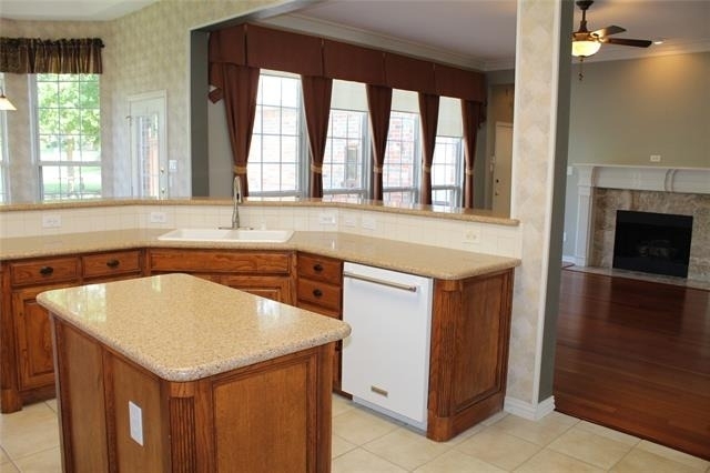11000 Breezewood Drive - Photo 8
