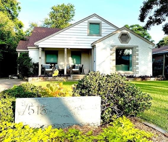 7515 Morton Street - Photo 0