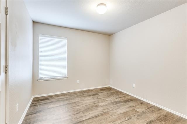 2417 Grand Rapids Drive - Photo 7
