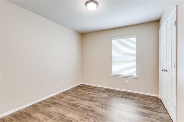 2417 Grand Rapids Drive - Photo 8