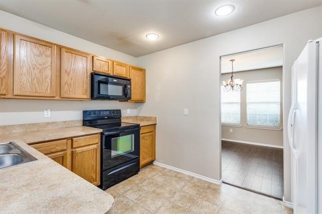2417 Grand Rapids Drive - Photo 4