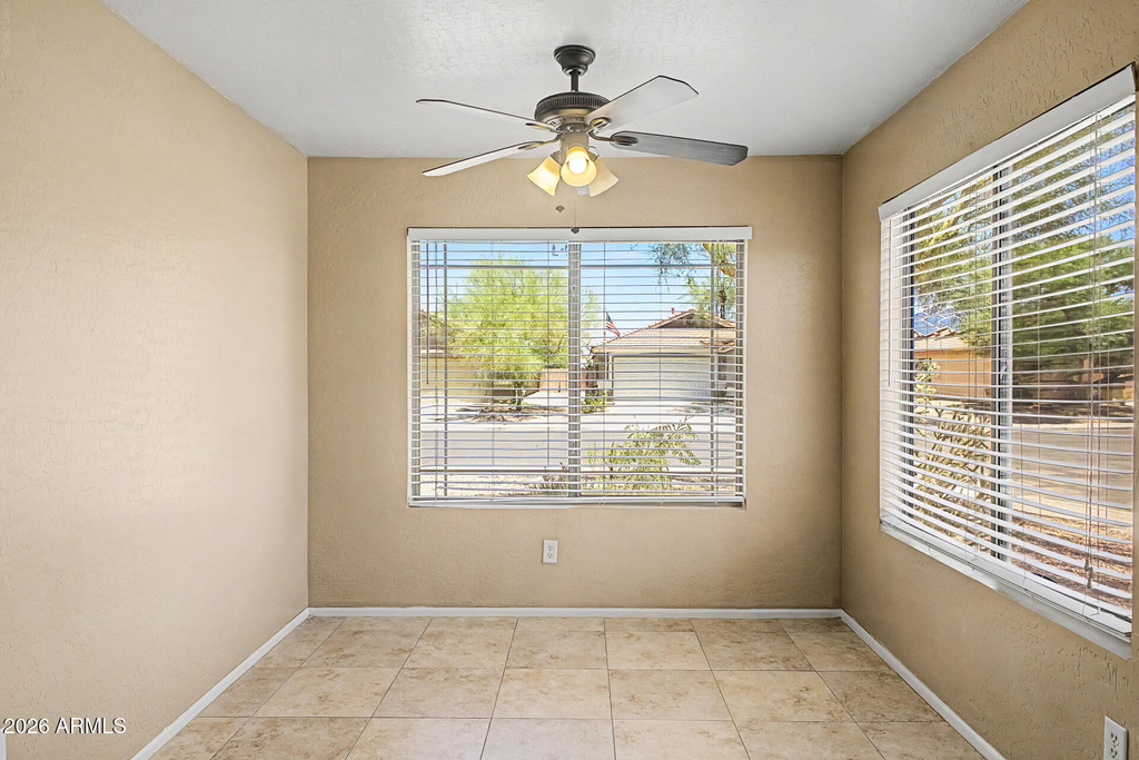 13153 W Mauna Loa Lane - Photo 16