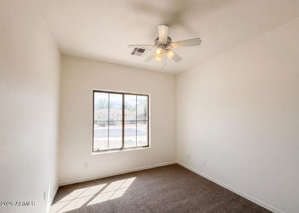 606 W Beautiful Lane - Photo 32
