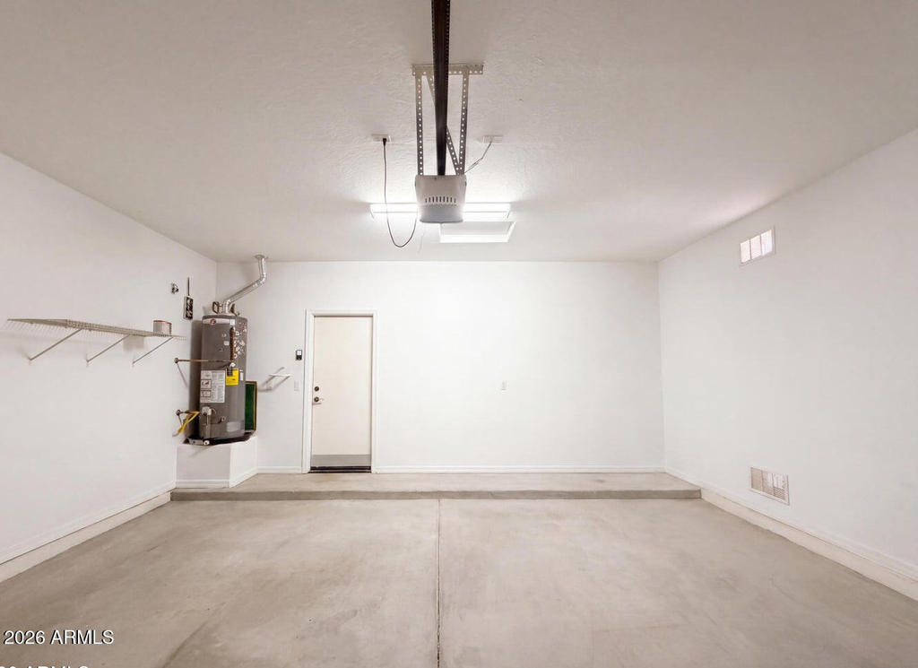 606 W Beautiful Lane - Photo 38