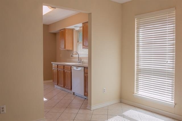 808 Sandhurst Drive - Photo 11