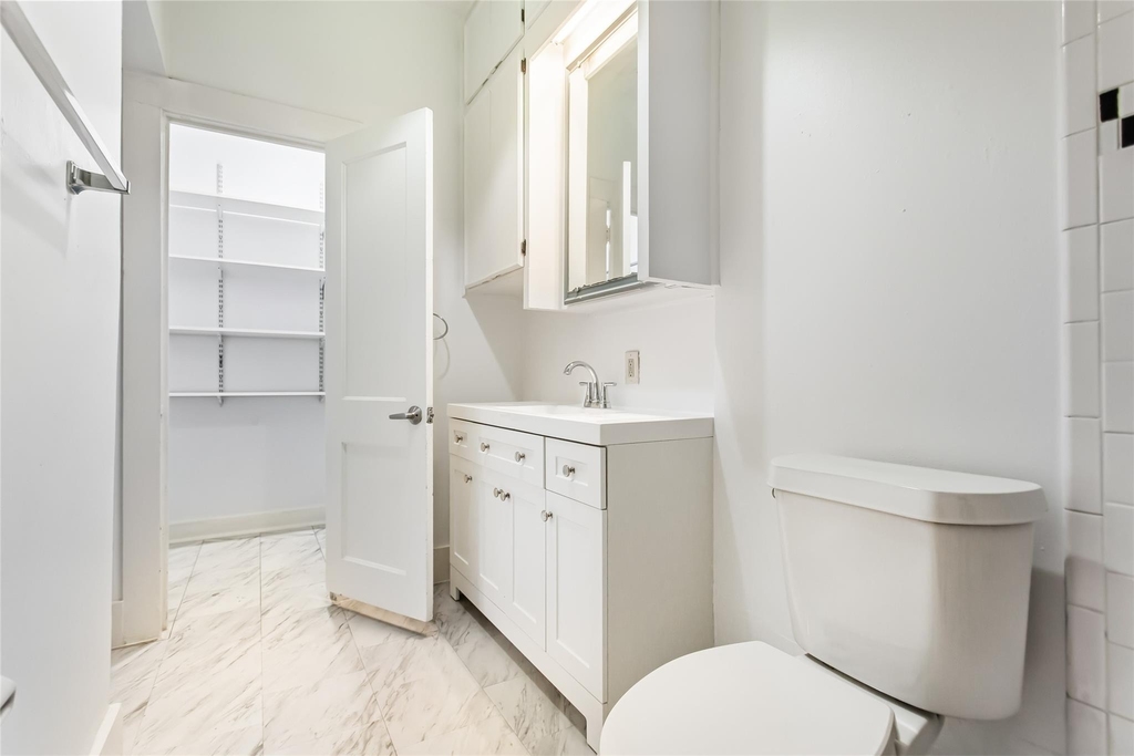 5925 Worth Street - Photo 12