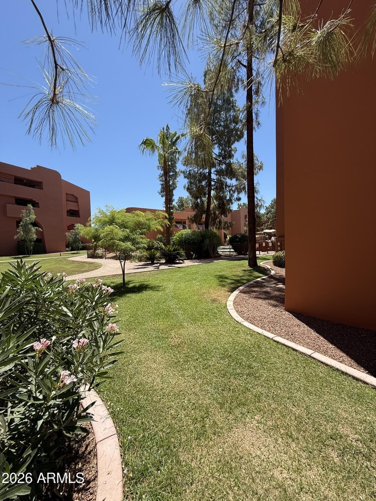 4303 E Cactus Road - Photo 31