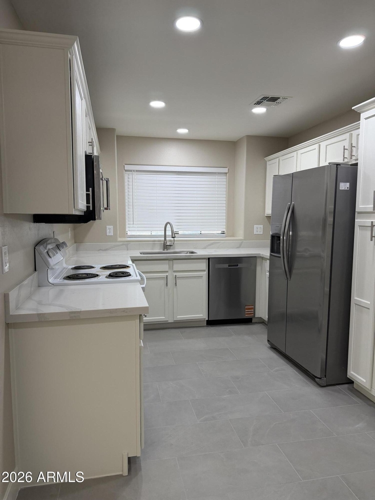 17737 W Hearn Road - Photo 1