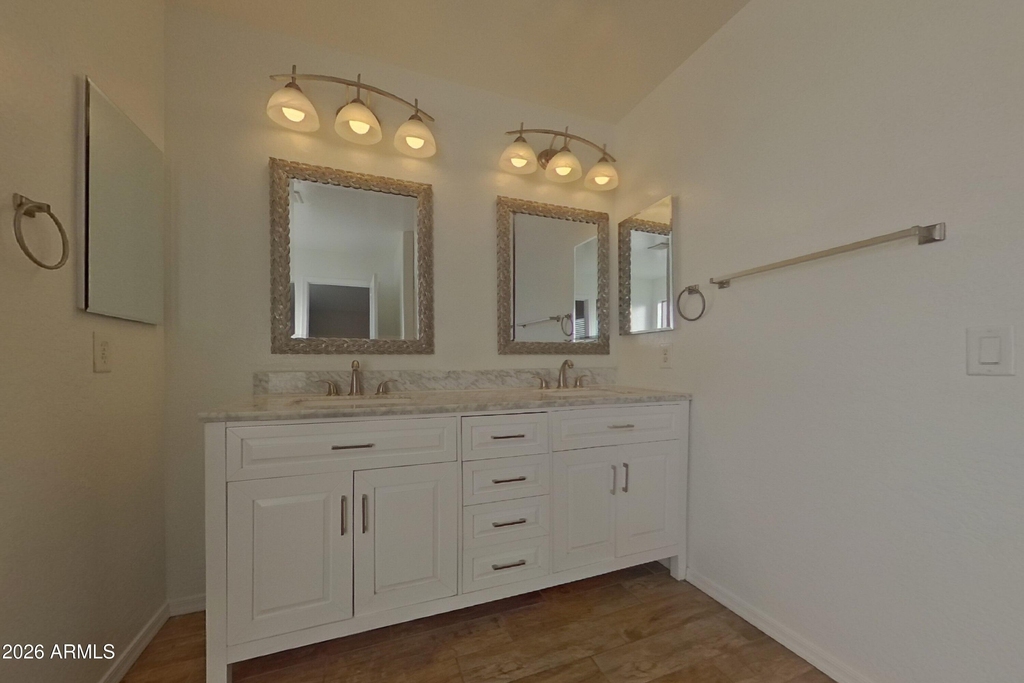 1447 S 231st Lane - Photo 6