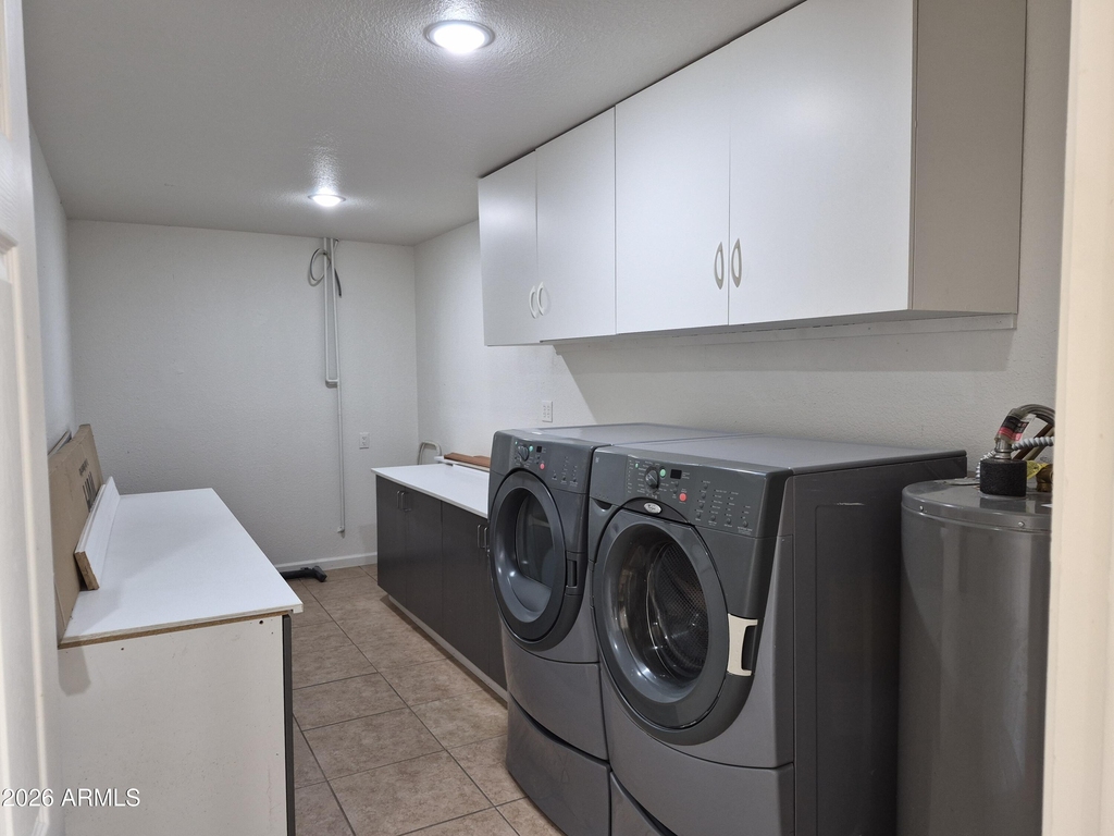 108 W Topeka Drive - Photo 14