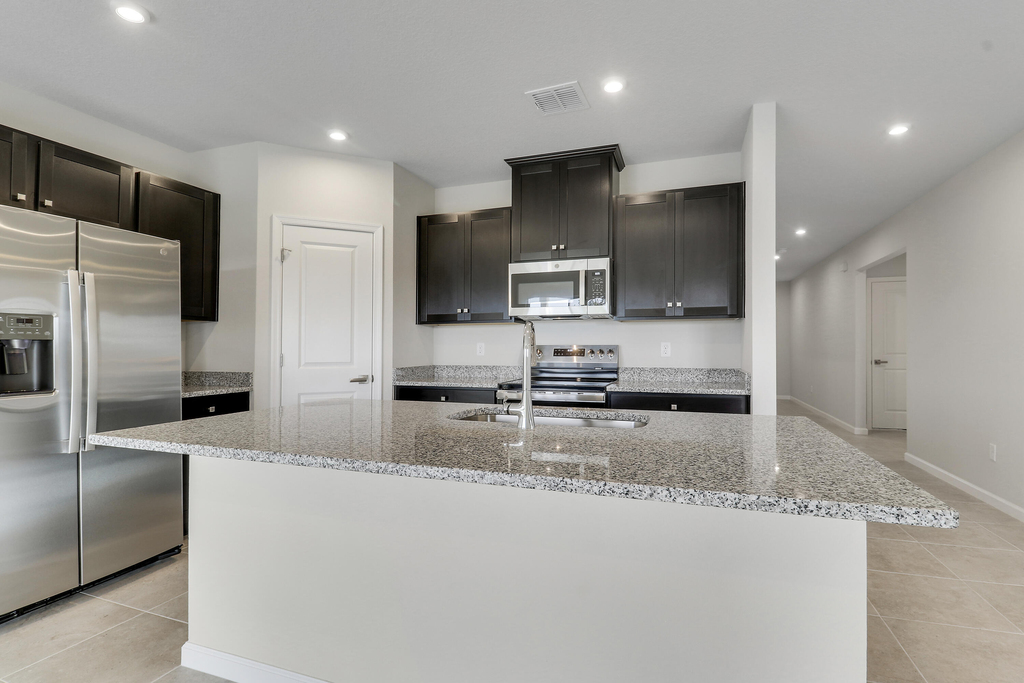 15404 Sw American Street - Photo 3