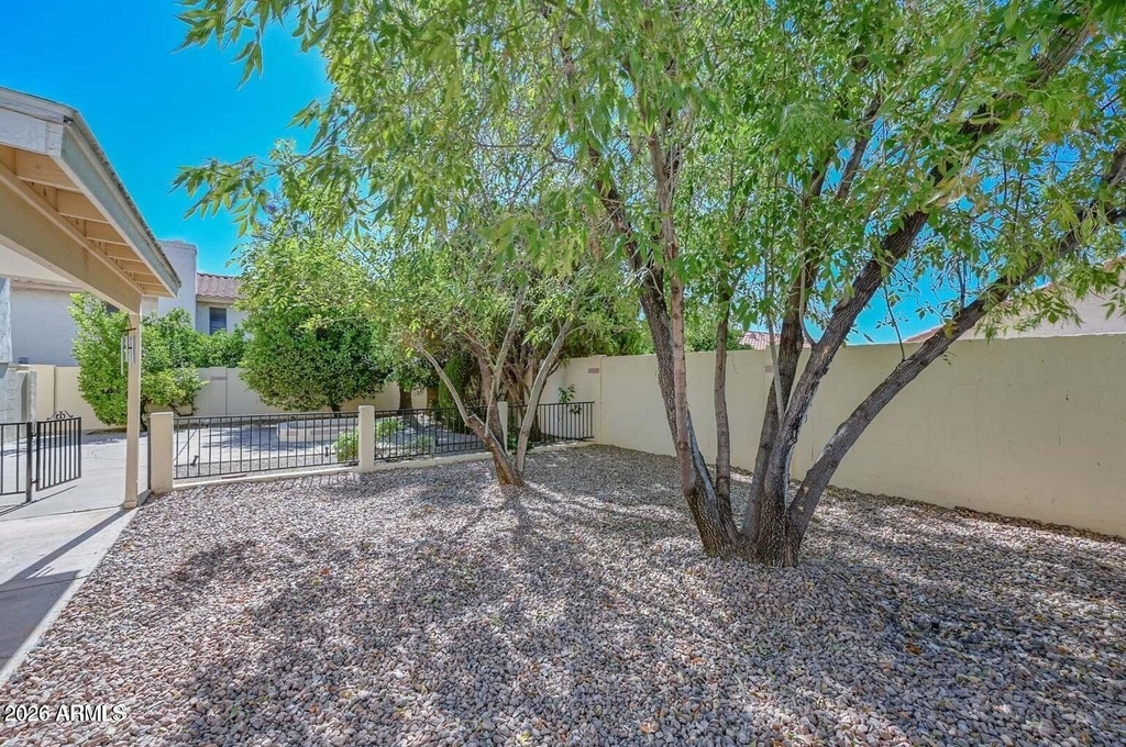 7629 W Kristal Way - Photo 24