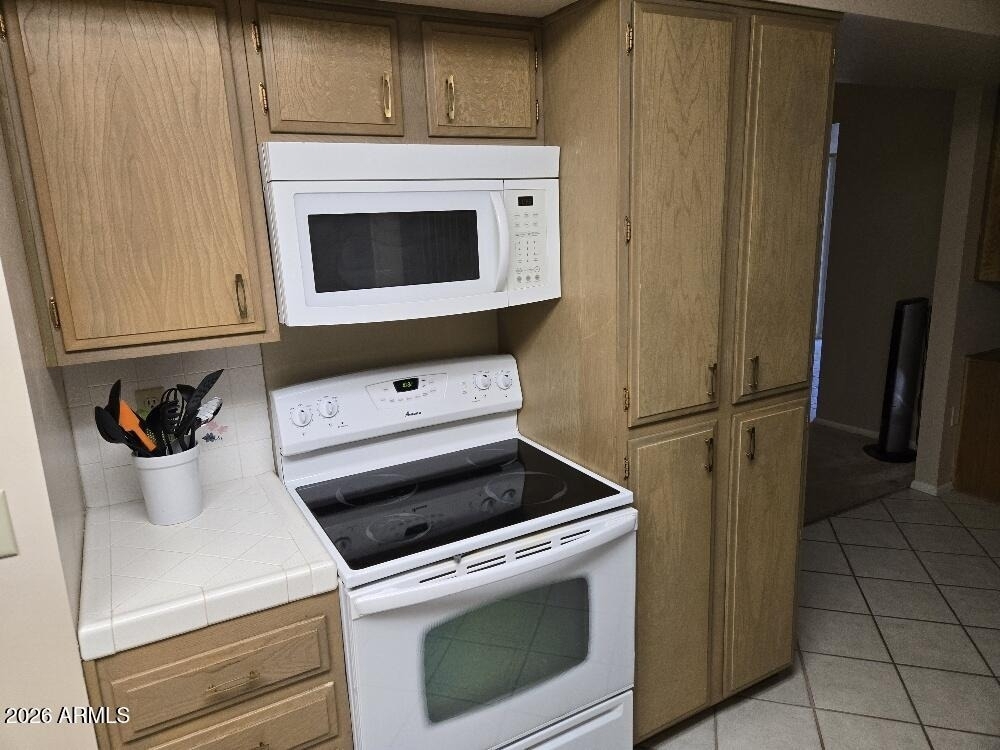 10007 W Clair Drive - Photo 6