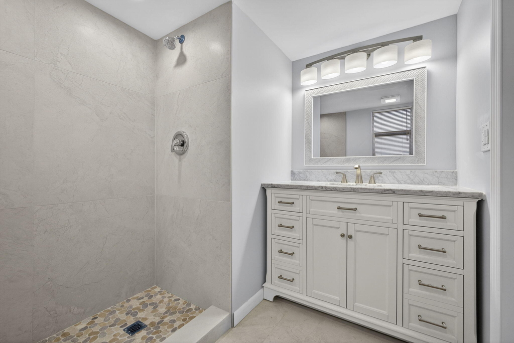 3590 Via Poinciana - Photo 13