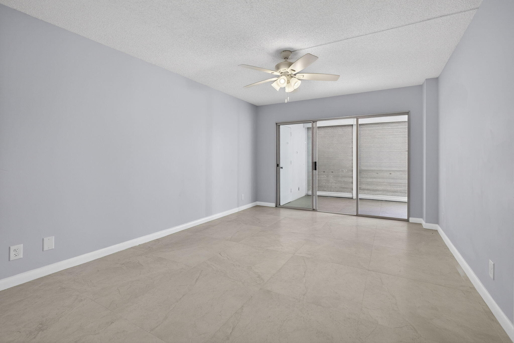 3590 Via Poinciana - Photo 38