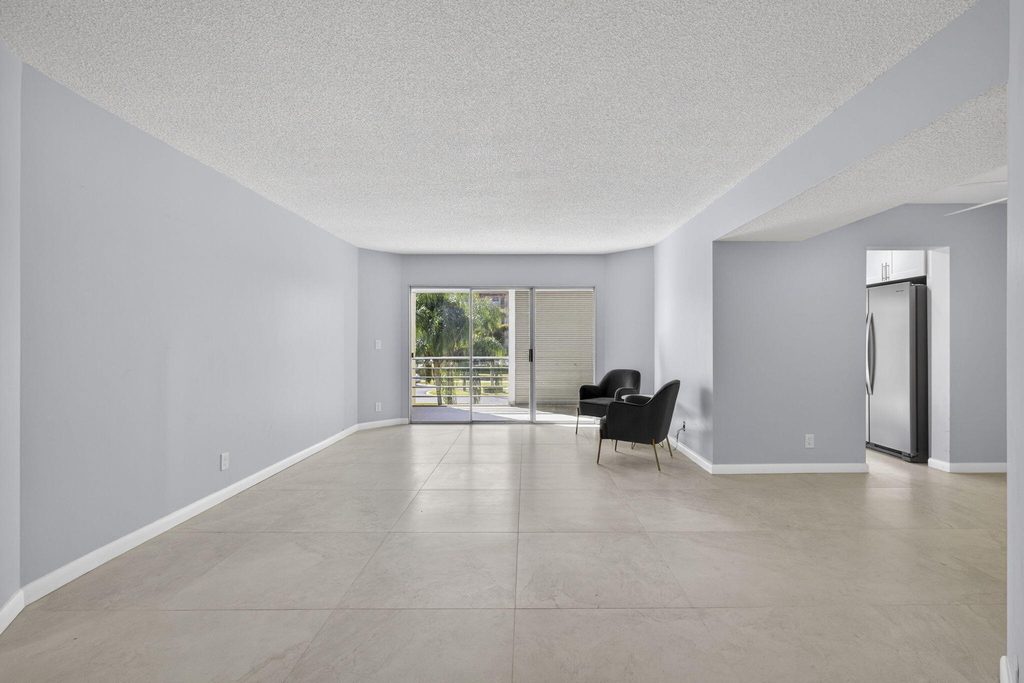 3590 Via Poinciana - Photo 18