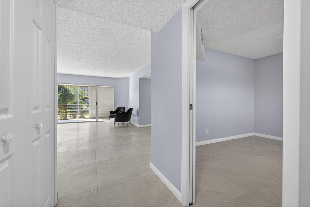 3590 Via Poinciana - Photo 15