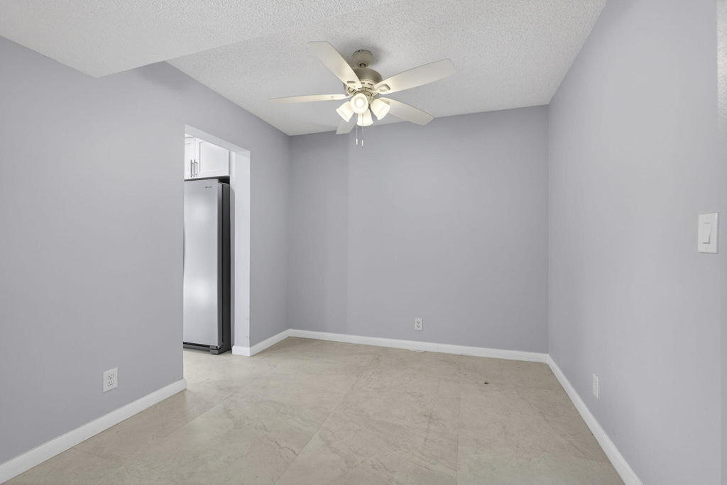 3590 Via Poinciana - Photo 23