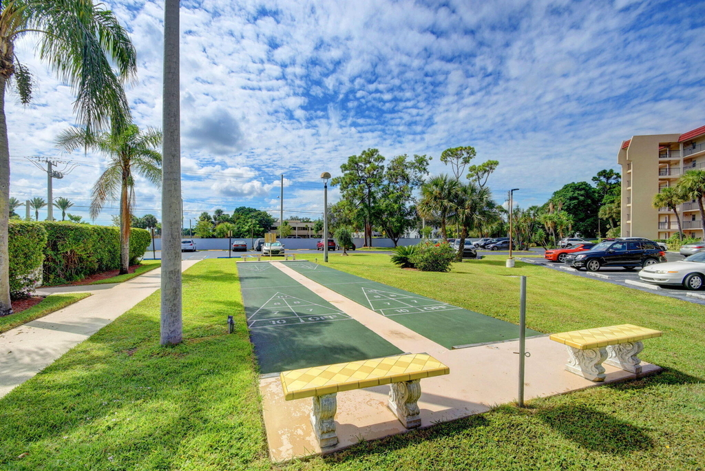 3590 Via Poinciana - Photo 53