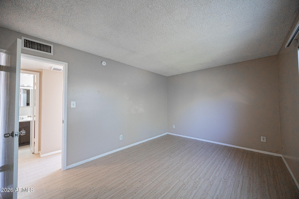 5214 N 42nd Parkway - Photo 11