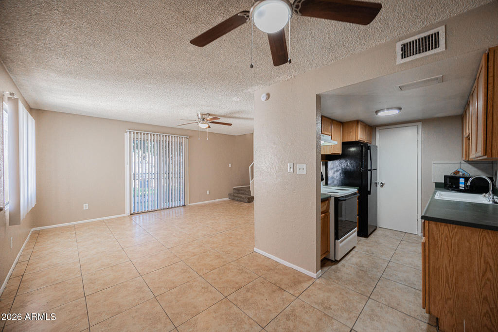5214 N 42nd Parkway - Photo 7