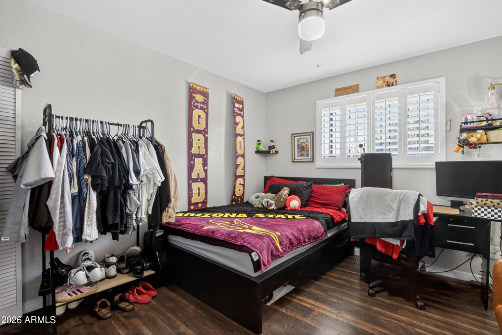 123 E Erie Drive - Photo 26