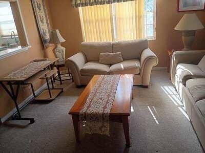 322 Windsor N - Photo 1