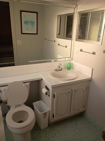 322 Windsor N - Photo 9