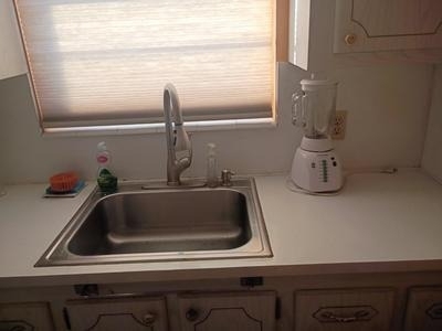 322 Windsor N - Photo 7