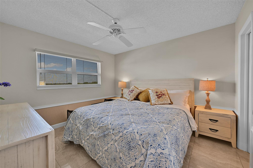 2350 Ne 14th Street Causeway - Photo 14