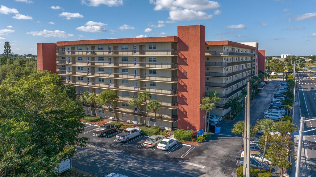 2350 Ne 14th Street Causeway - Photo 35