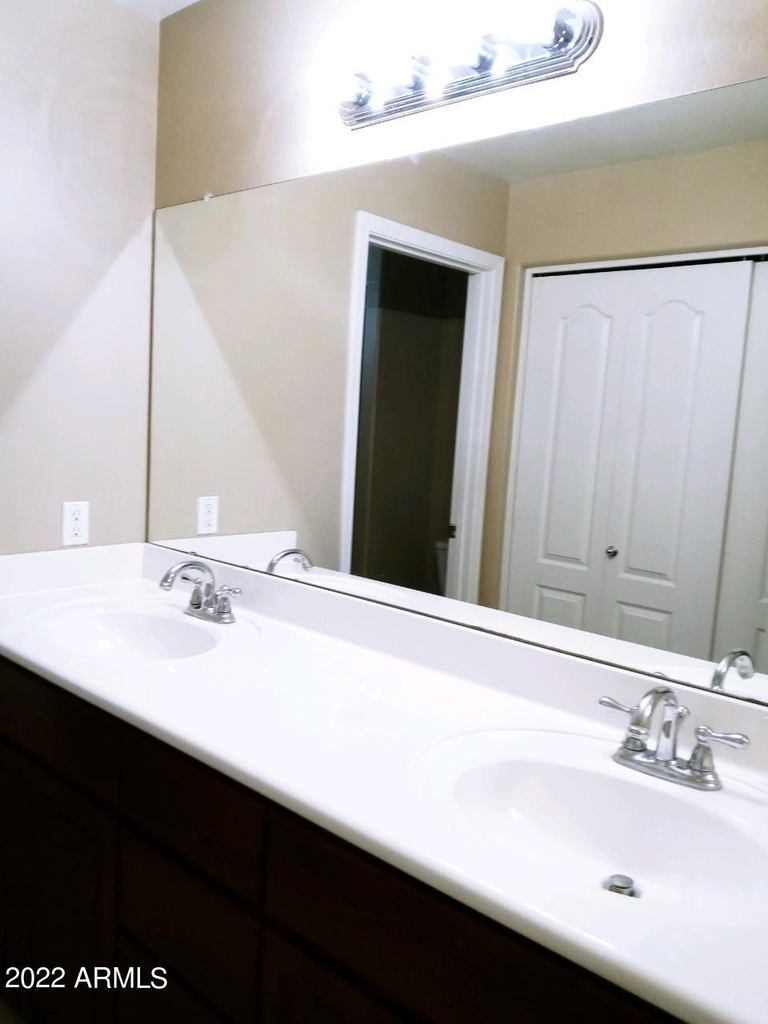 705 W Queen Creek Road - Photo 7