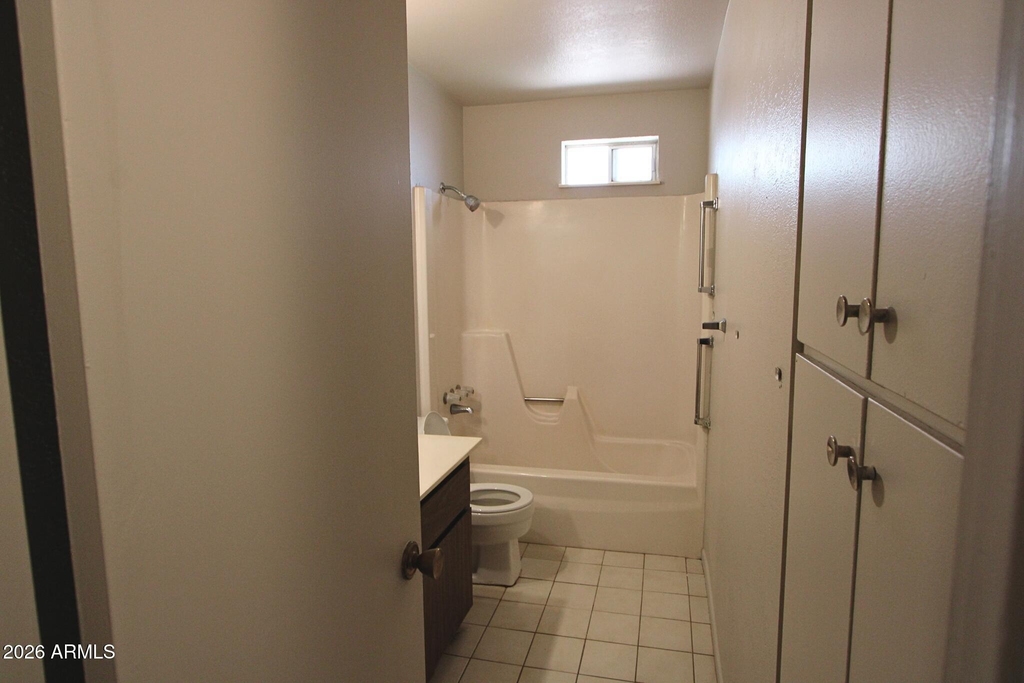 1020 N Pueblo Drive - Photo 8