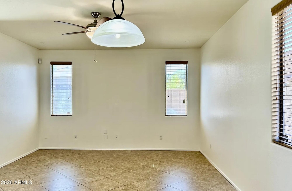 3028 S 90th Drive - Photo 4