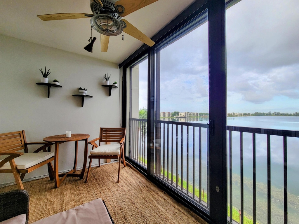 111 Lake Emerald Drive - Photo 10