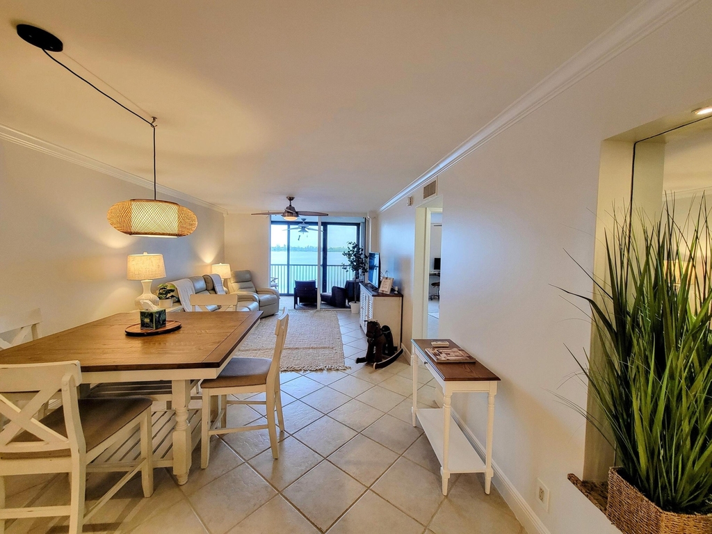 111 Lake Emerald Drive - Photo 5